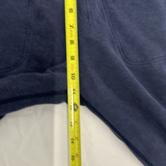 Lululemon Keep It Cool Crop Heathered Deep Navy - Picture 4 of 9
